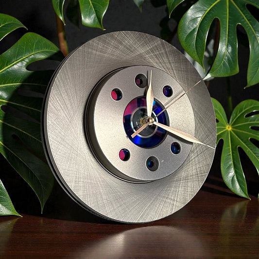 Brake disc clock with classic hands