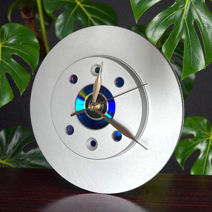 Brake disc clock with classic hands