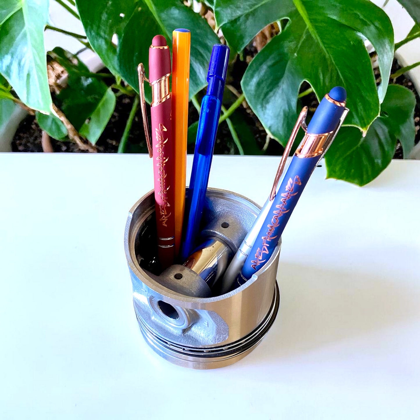 Piston Pen Holder